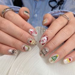 -花岐款式专研健康美甲沙龙