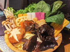 -湊湊火锅·茶憩(新中关购物中心店)