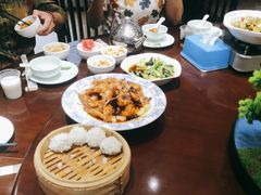 -深巷家味馆.湖北头牌红烧鱼头拌饭(黄陂店)