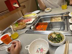-海底捞火锅(新松江路生日主题店)