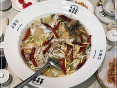 -渔语鱼酸菜鱼新川菜(来福士店)