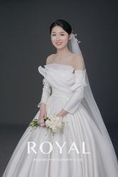 点击看大图 -挪娅婚纱摄影皇家会所