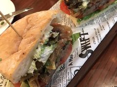 -Hooley's活利仕西餐厅(珠江新城店)