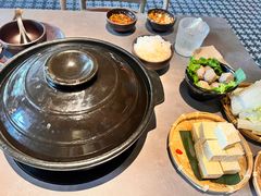 -罗勒家·养生火锅· Bistro(大望路店)