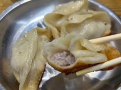 -黄阿姨锅贴大王(万航渡路店)