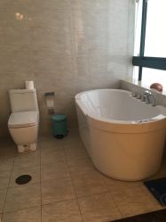 -悦芳庭美肤美体品牌集合店