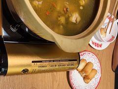 -邹开喜·炭炉鸡煲·海鲜火锅(虹口足球场店)