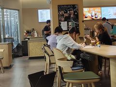 -星巴克臻选(华堂·新辰汇店)