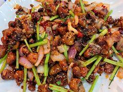 招牌香酥辣子鸡-老字号大盘鸡·丸子汤·抓饭