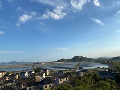 -伍山海滨石窟
