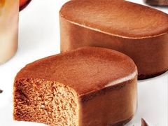 可可半熟芝士蛋糕-瑞幸咖啡(长城万富汇店)