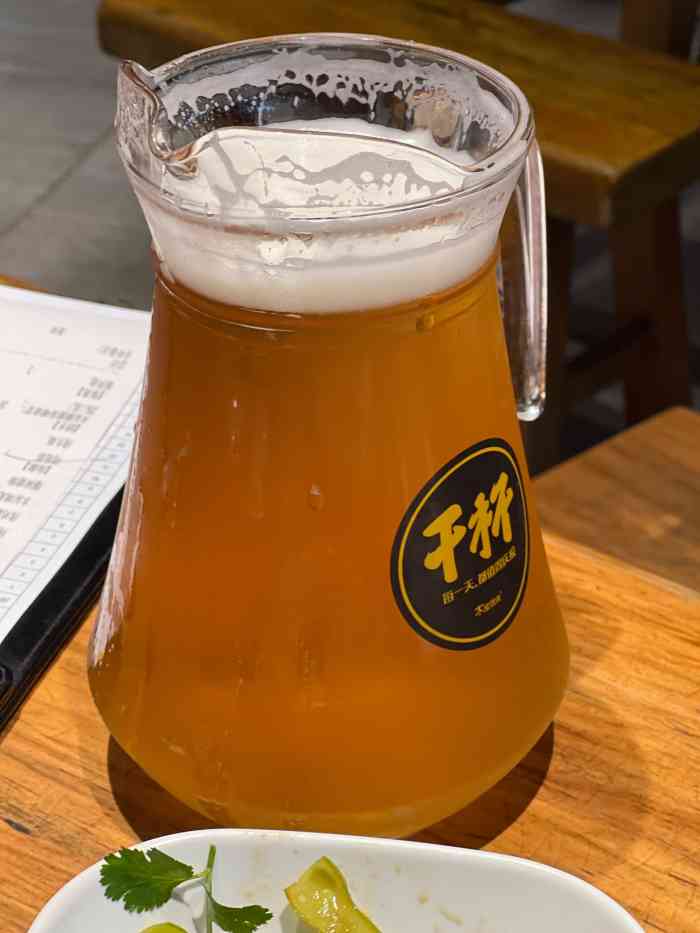 元宵节回深圳第一想着就是吃点烧烤喝啤酒,最先想到的当然是木屋烧烤