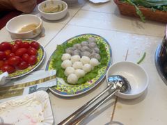 虾滑墨鱼滑拼盘-清真·马家火锅美食城(镇江北路店)