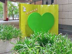 -瑞虹新天地月亮湾