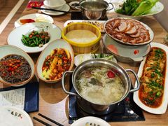 -龙聚德北京烤鸭(沙坪坝华宇A馆店)