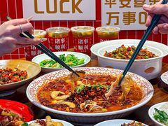 -黄弟大排档·湖南菜·小龙虾·小海鲜(凯旋北路店)