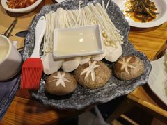 -万兴佳烤肉·长白山老味道(宏泰广场店)