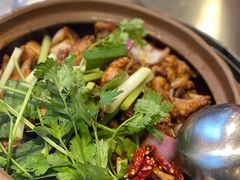 -胡须佬鸡煲四季火锅店(石厦西村直营店)