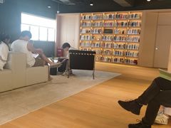 -南山图书馆(常兴路店)