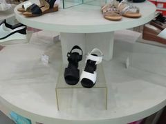 -云柏鞋业(十里堡店)