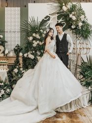 -红丝高端婚礼中心(旗舰店)