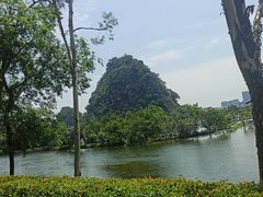 -星湖旅游景区七星岩