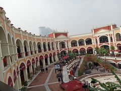 -佛罗伦萨小镇广佛名品奥特莱斯(疏港路店)