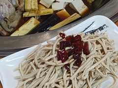 -微山湖地锅城(天津总店)