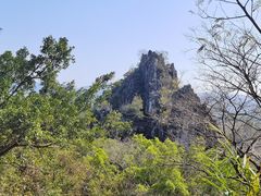 -崆峒岩风景区
