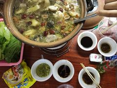 -威邵鸡煲(西华路总店)