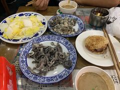 -东兴顺爆肚张