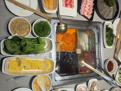 -海底捞火锅(新松江路生日主题店)