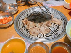 -老炉家木炭烤肉(长江国际店)