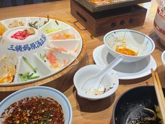 -怪噜范·老贵阳街头名小吃(汇金星力城店)