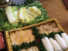 -慢丽江·云南野生菌土鸡锅(西山店)