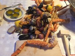 -The Crab Pot Seattle