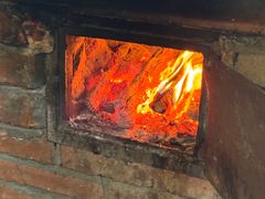 -鱼窝棚柴火铁锅炖(富山屯店)