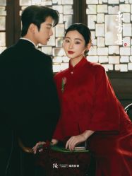 -雪中彩影婚纱摄影·微光艺术中心