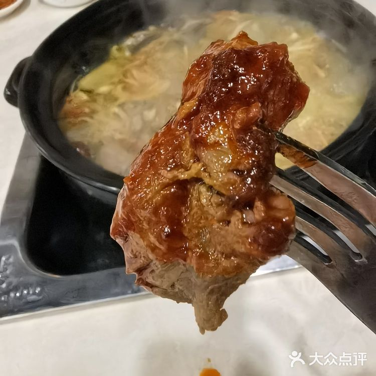 玉林贼好吃的清汤牛肉火锅