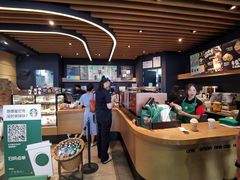 -星巴克(广州南站A18检票口楼上)