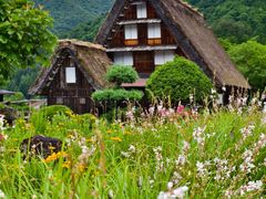 -白川乡与五箇山的合掌构造村落