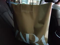 -ZARA(大上海时代广场店)