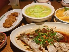 -新白鹿餐厅(银泰西湖文化广场店)
