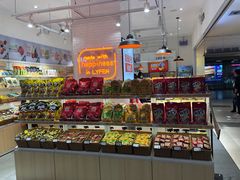 零售区-来伊份(龙之梦长宁店)
