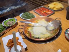 -洱火云南酸菜牛肉火锅(石景山当代商城店)