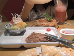 -菲滋意式休闲餐厅(北仑银泰城店)