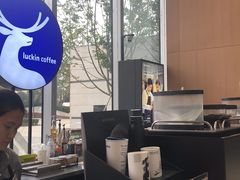 -瑞幸咖啡(绿地锦峰大厦店)