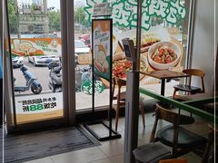 -老乡鸡(六安新加坡御苑店)