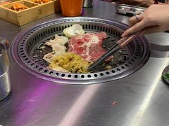-马路牙子烧烤音乐酒馆(望京店)
