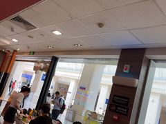 -麦当劳(汉口火车站候车室店)